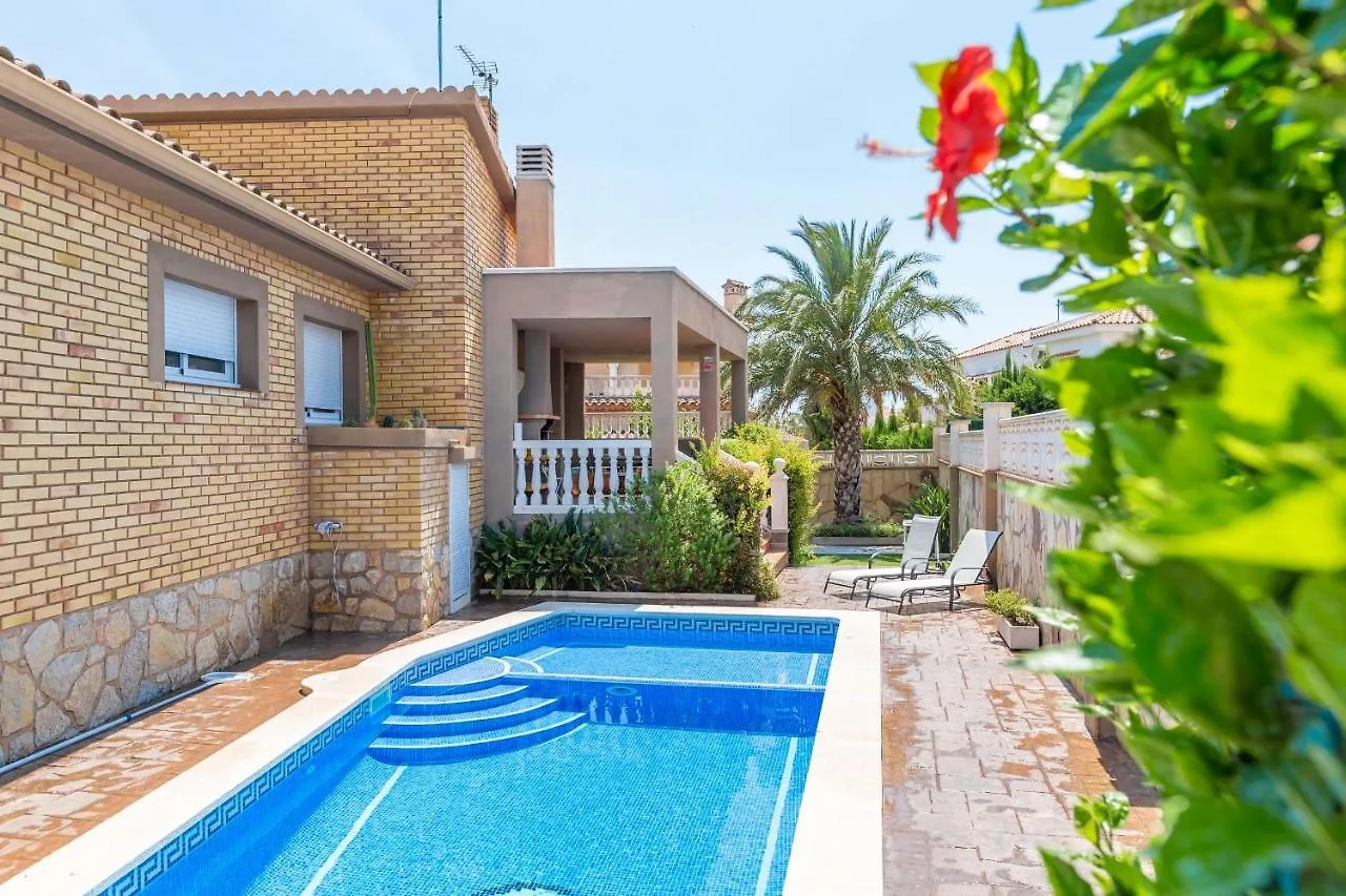 Arenda Villa Flandes Pino Alto Miami Playa