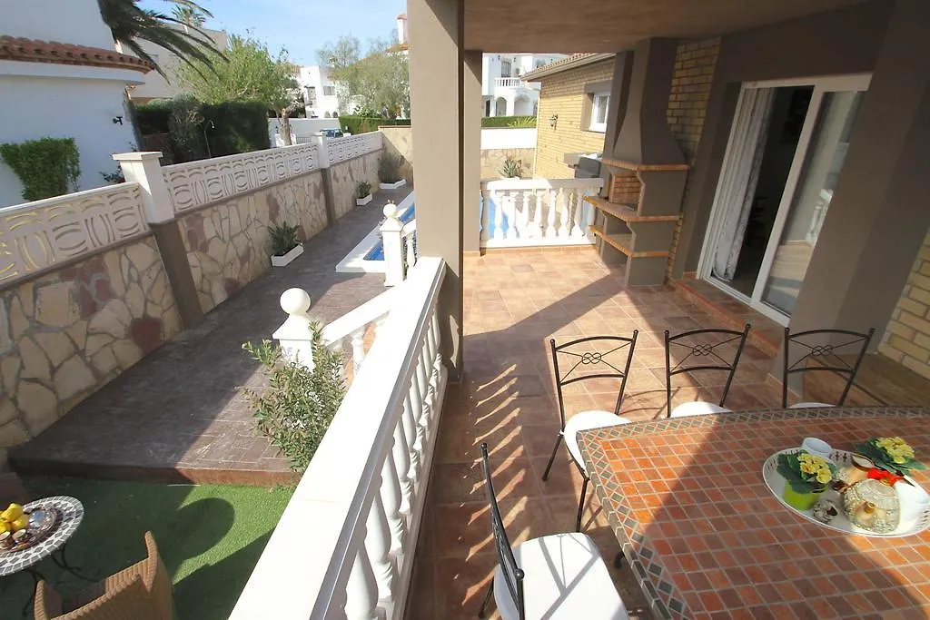 Arenda Villa Flandes Pino Alto Miami Playa